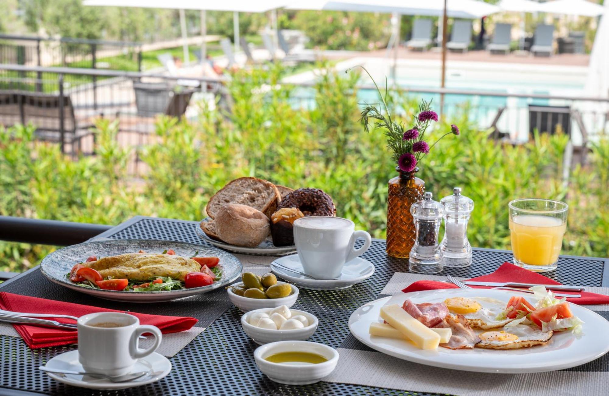 Leonardo Hotel Lago Di Garda - Wellness And Spa Lazise Dış mekan fotoğraf