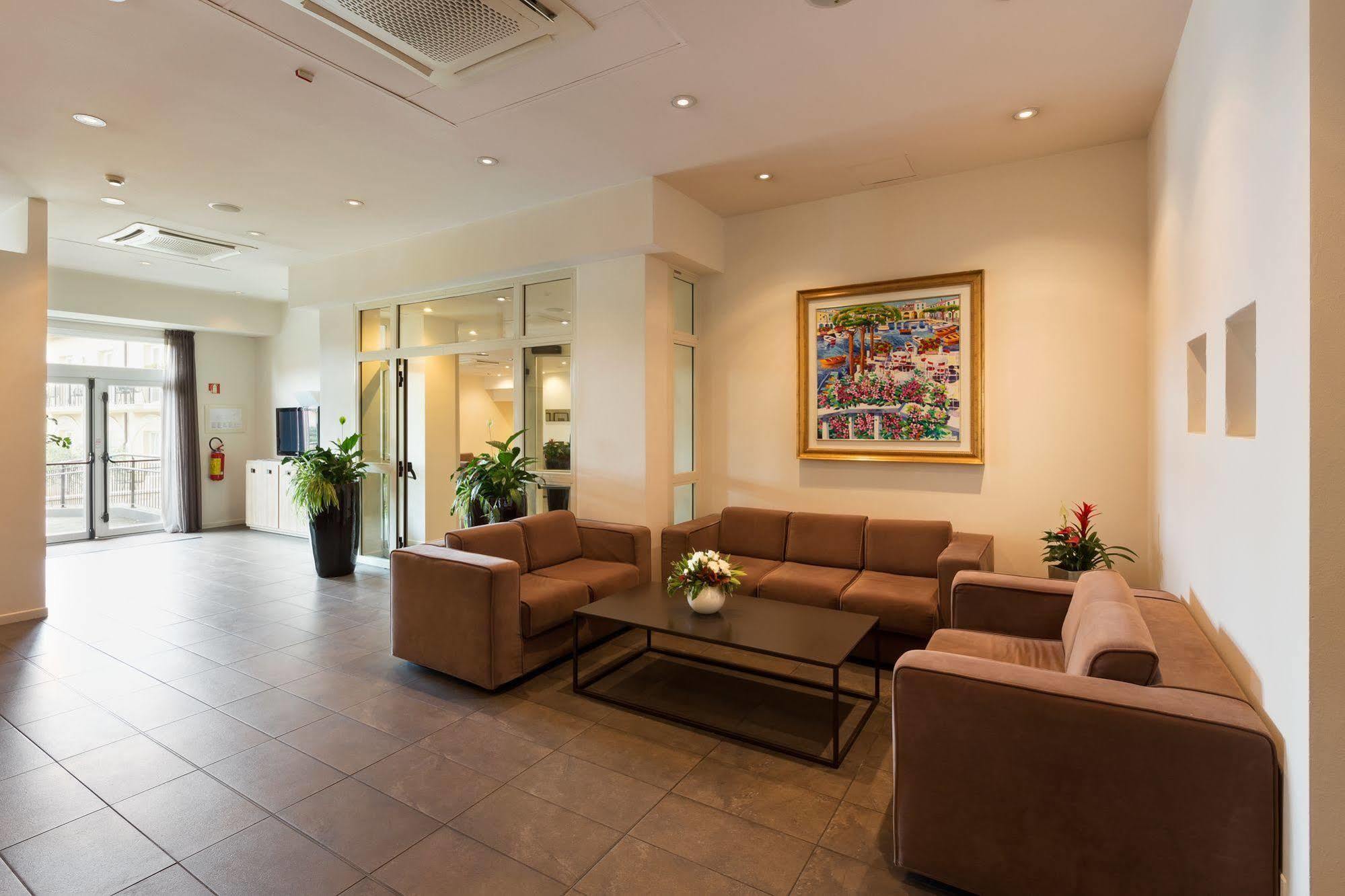 Leonardo Hotel Lago Di Garda - Wellness And Spa Lazise Dış mekan fotoğraf